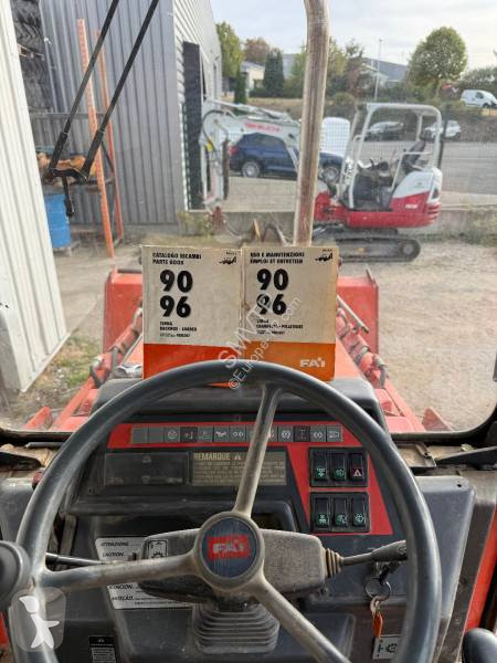Traktorgrävare FAI 96S