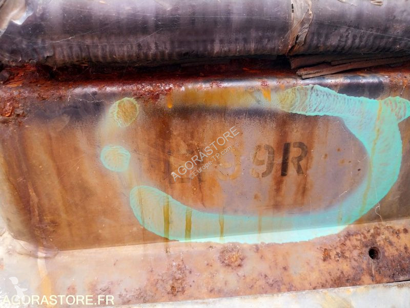 Tractopelle Renault ERGOS