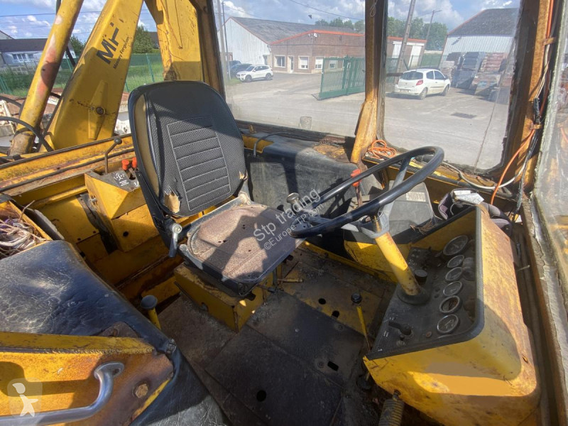 Buldoexcavator Massey Ferguson  MF 500BII