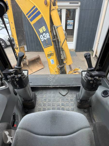 Retroescavadora Komatsu WB93R5
