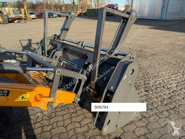 Bagr Case 570SV 4+1 Schaufel, Tieflöffel,...