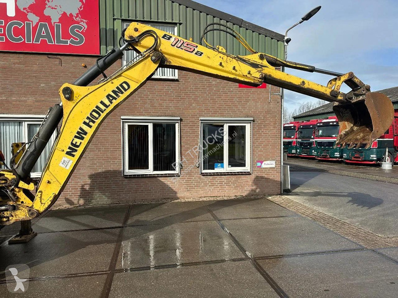 Экскаватор-погрузчик New Holland B , CE, 240 MM...