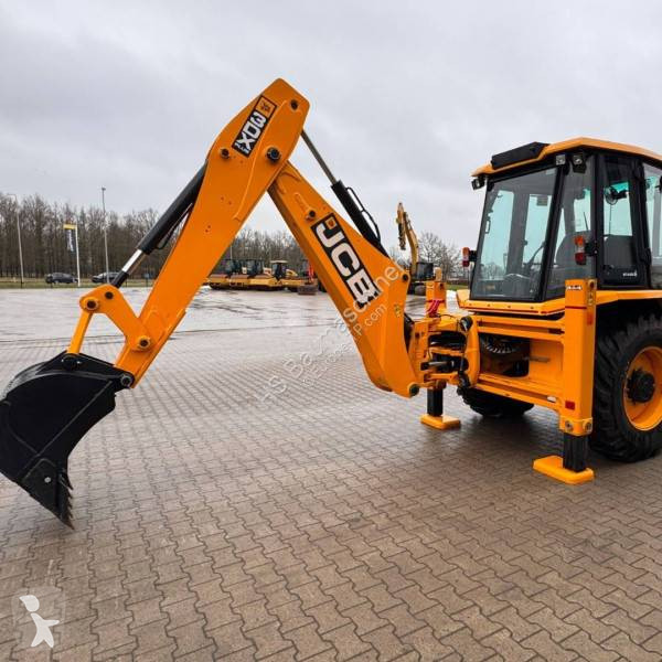 Traktor med grab JCB 3DX Plus 4×4