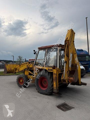 Rýpadlo-nakladač JCB Cx 3