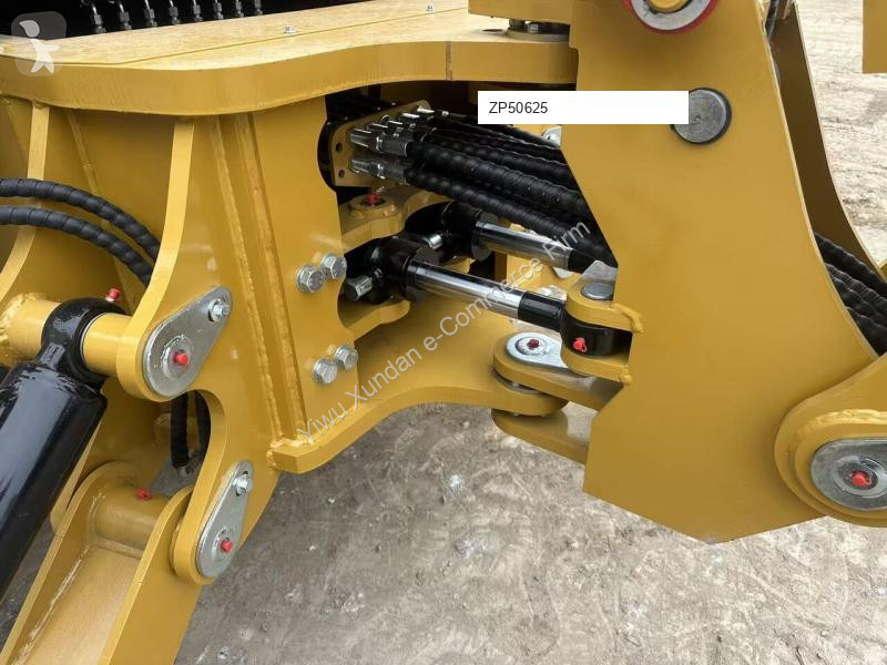 Bagr Caterpillar 420