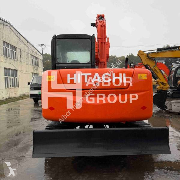 Rýpadlo Hitachi