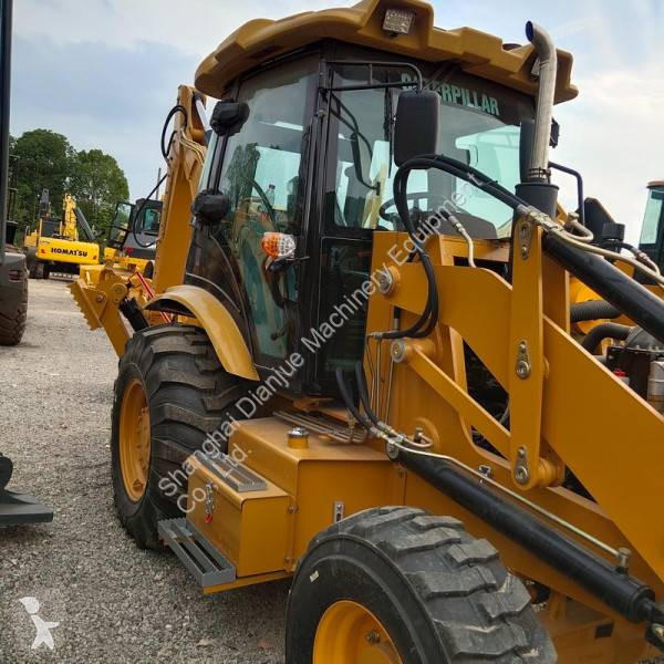 Bagr Caterpillar 420