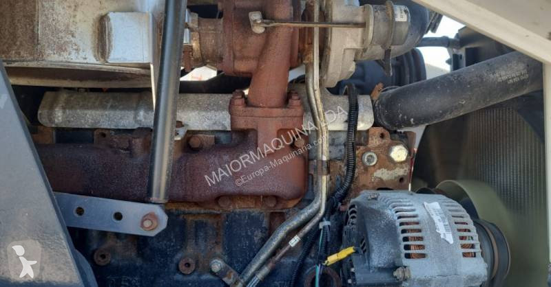 Retroescavadora Terex SX 820
