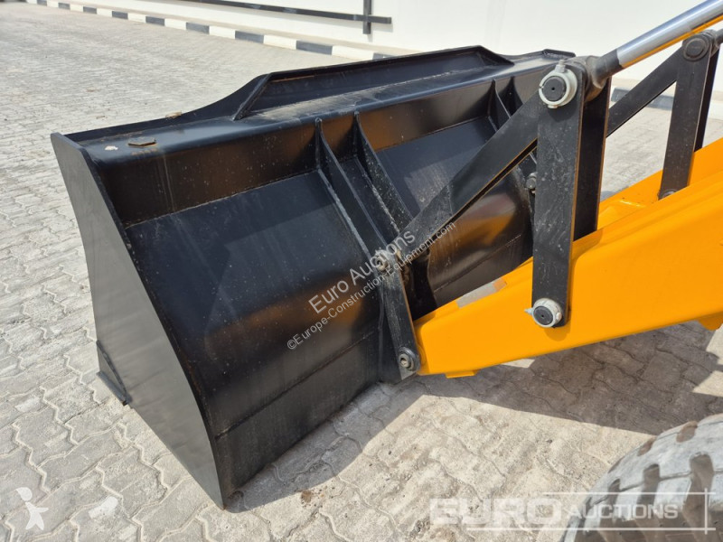 Retroescavadora JCB 3DX PLUS