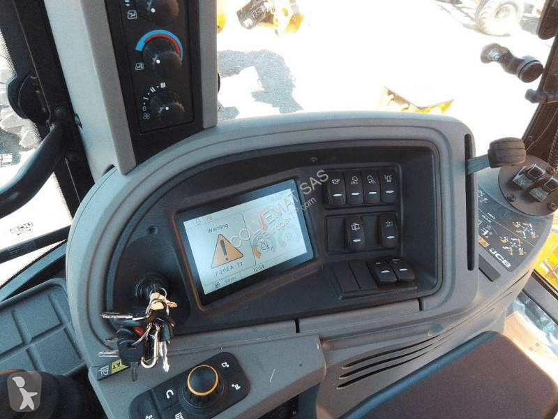 Bagr JCB plus