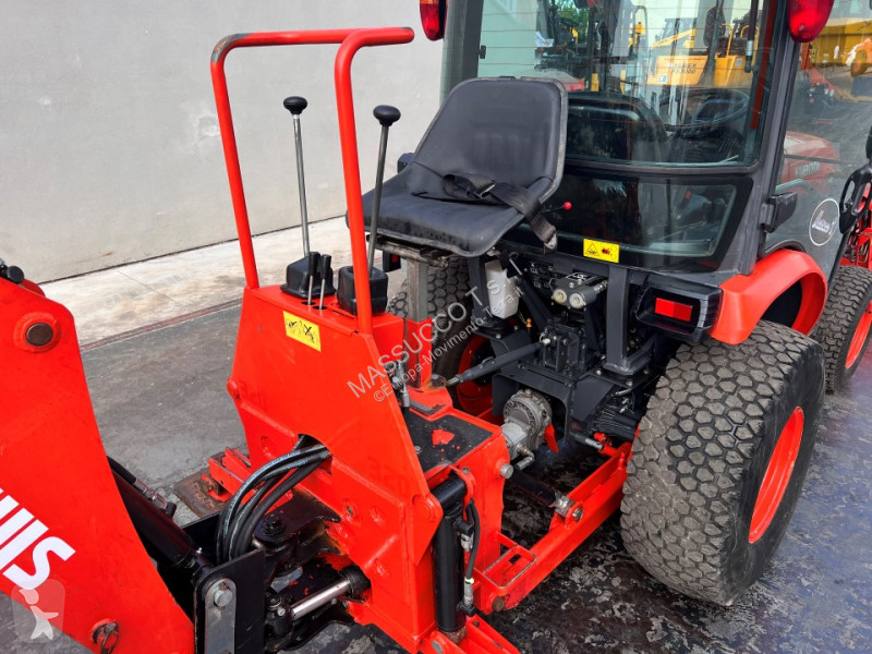 Экскаватор-погрузчик Kubota  B2231 4x4 CON...