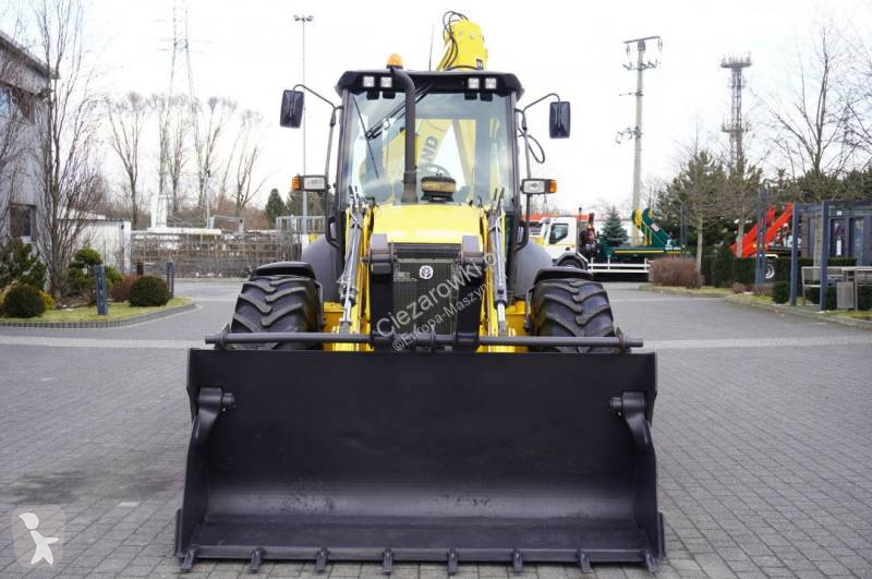 Buldoexcavator New Holland