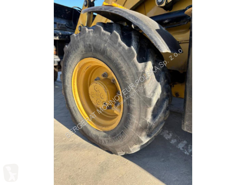 Koparko-ładowarka Caterpillar 432 F 2