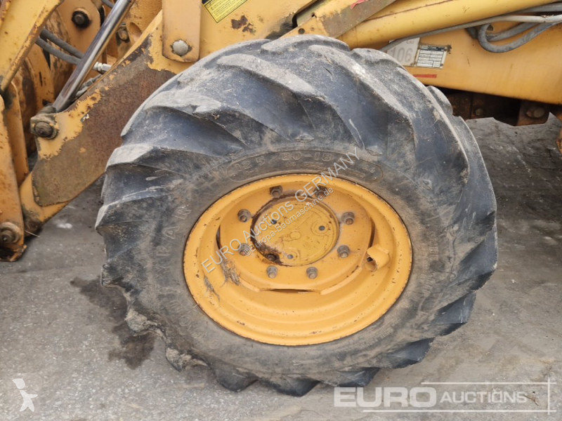 Buldoexcavator  580K