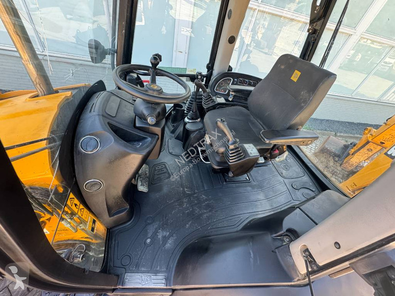 Traktor med grab JCB 3 CX 2017