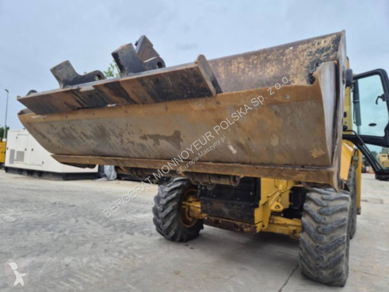 Tractopelle Caterpillar 432F2