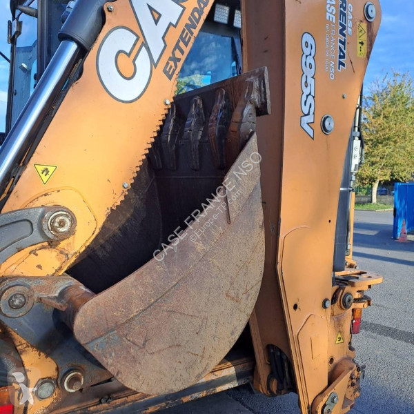 Tractopelle Case 695 SV