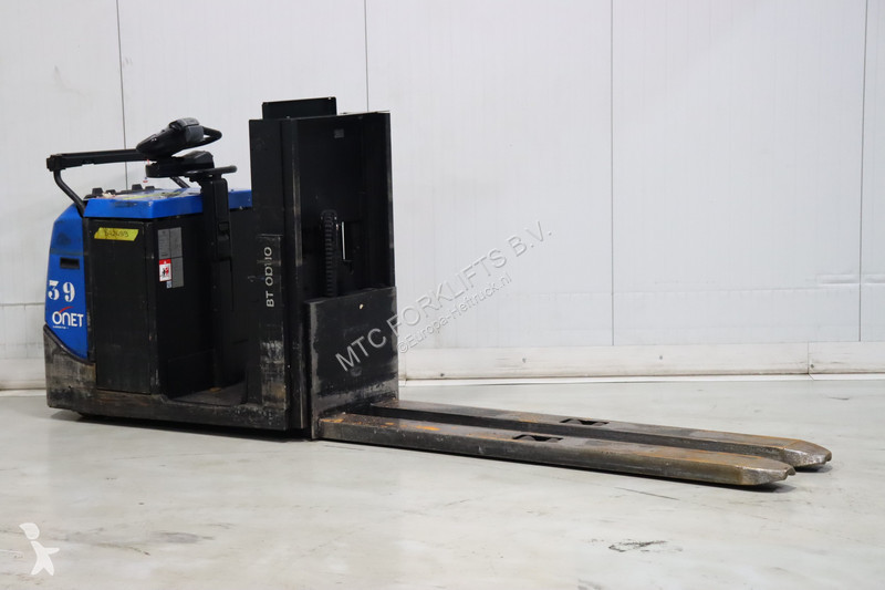 Préparateur de commandes Toyota OSE120