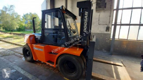 Medium lift order picker D90S