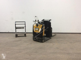 Preparador de encomendas do solo(< 2,5m) Caterpillar N020NE