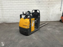 Preparadora de pedidos Jungheinrich ECE225XL en el suelo (< 2,5m) usada