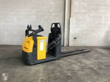 Preparadora de pedidos Jungheinrich ECE 225 XL en el suelo (< 2,5m) usada