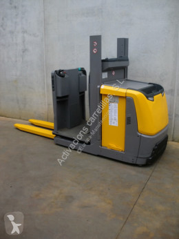 Préparateur de commandes Jungheinrich EKS 110 Z 100 E EKS 110 Z 100 E occasion