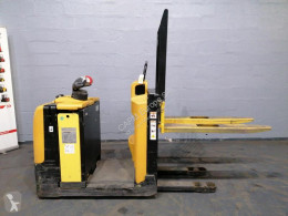 Yale MO10L order picker used low lift