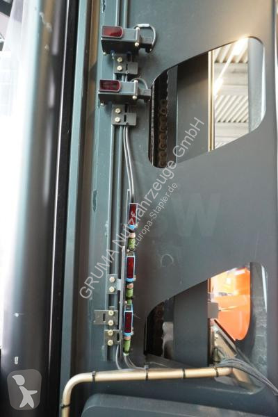 رافعة ملتقطة Linde  K-Schwenkschubgabel 011