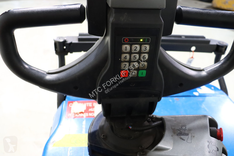 Préparateur de commandes Toyota OSE120