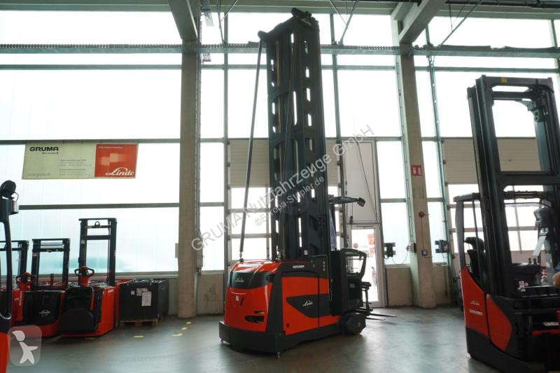 رافعة ملتقطة Linde  K-Schwenkschubgabel 011