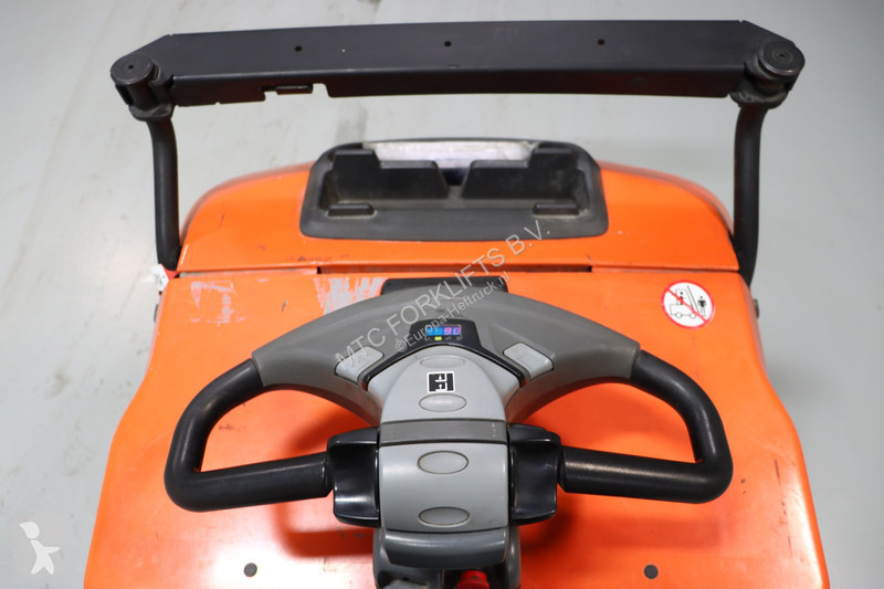 رافعة ملتقطة Toyota OSE250