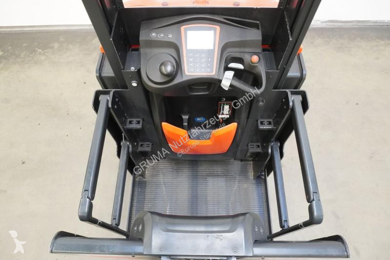 رافعة ملتقطة Linde  V 10-02 5212-02