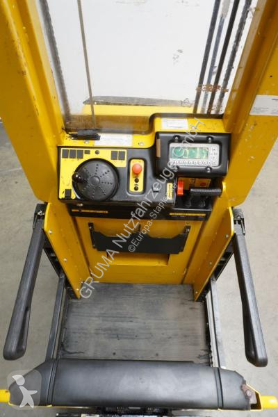 Yale  MO10E AC order picker