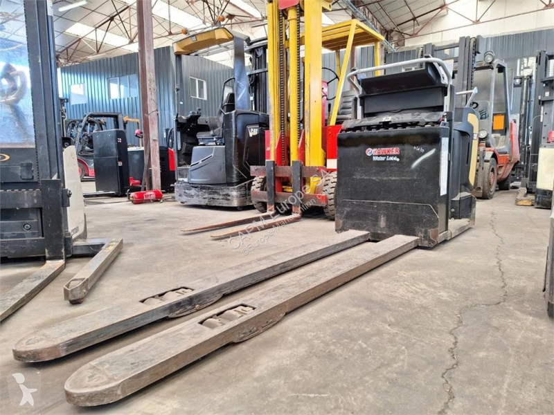 Recogepedidos Caterpillar NO20NE