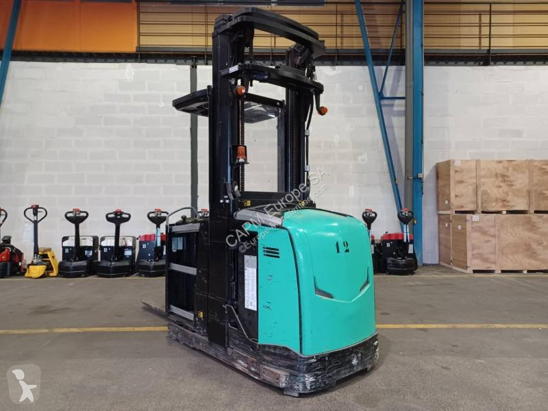 Préparateur de commandes Caterpillar  NOH10N