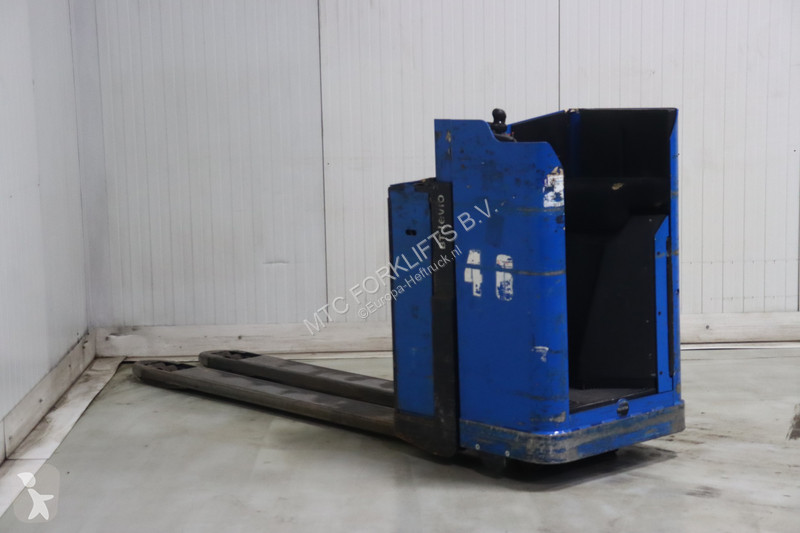 Préparateur de commandes Toyota LSE200