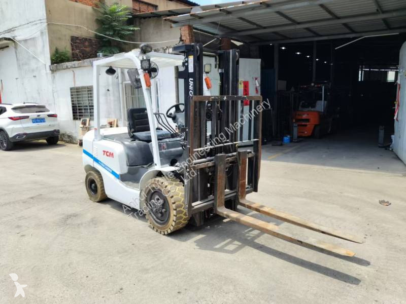 Carretilla elevadora TCM