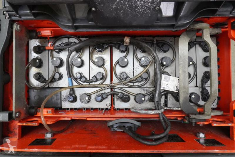 رافعة ملتقطة Linde  N 20 C 1111