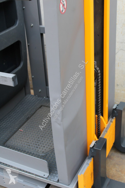 رافعة ملتقطة Jungheinrich 100E