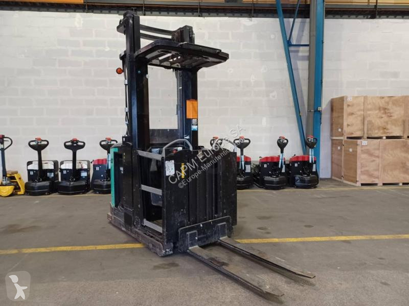 Préparateur de commandes Caterpillar  NOH10N