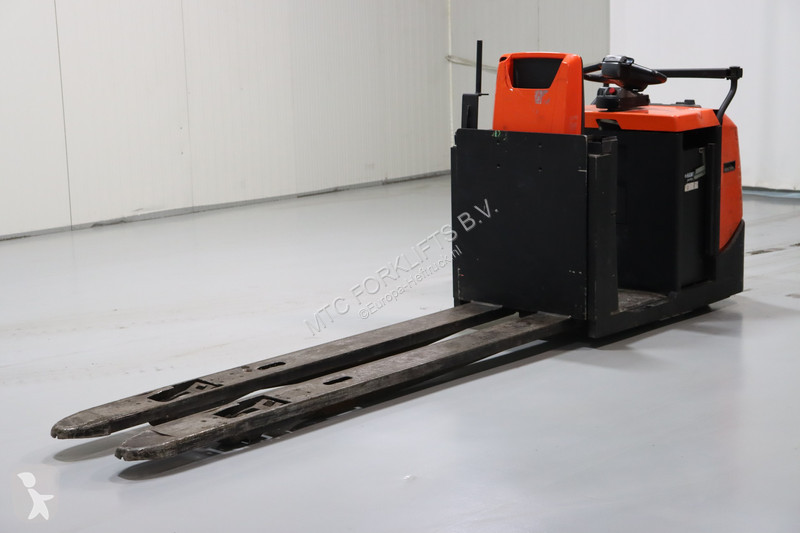 رافعة ملتقطة Toyota OSE250