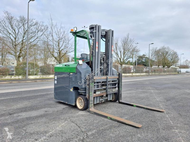 Stivuitor multidirectional Combilift CBE2500