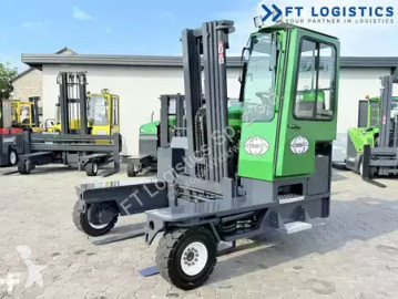 رافعة شوكية متعددة الاتجاهات Combilift