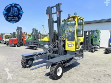 رافعة شوكية متعددة الاتجاهات Combilift