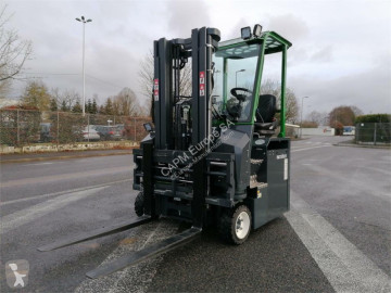 Carretilla multidireccional Combilift