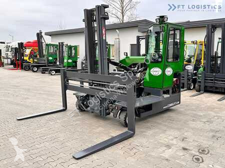 Stivuitor multidirectional Combilift