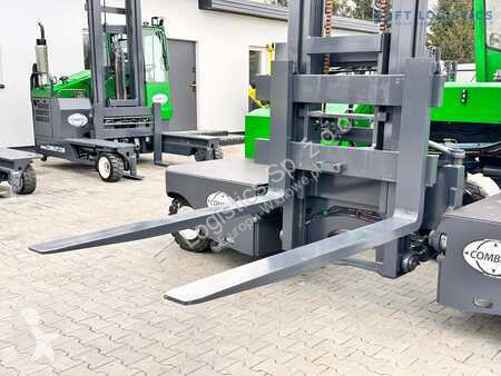 Stivuitor multidirectional Combilift