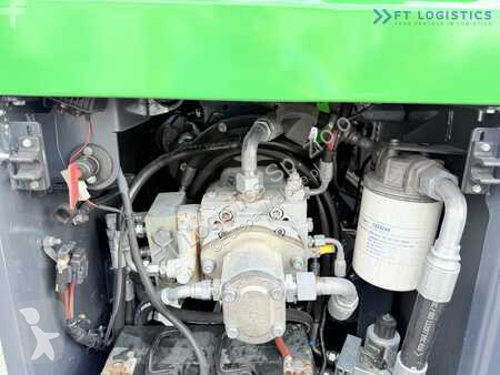 رافعة شوكية متعددة الاتجاهات Combilift