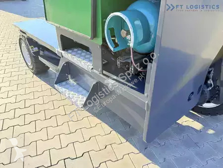 Štvorcestný vysokozdvižný vozík Combilift